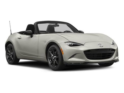 Used 2016 MAZDA MX-5 Miata Club RWD image 10
