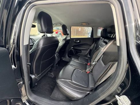 Used 2018 Jeep Compass Limited w/ Navigation Group AWD/4WD image 26