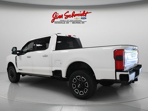 Used 2024 Ford F250 Platinum AWD/4WD image 5