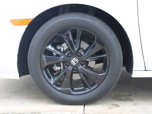 Used 2024 Honda Odyssey Sport image 32