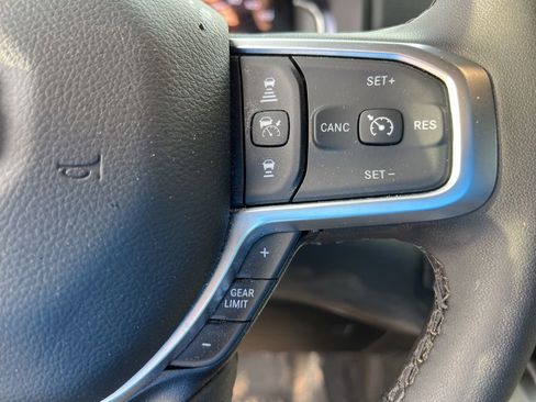 Used 2025 RAM 1500 Big Horn image 12
