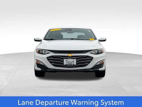 Used 2023 Chevrolet Malibu LT image 2