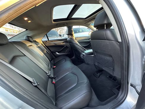 Used 2010 Cadillac CTS Sedan image 13