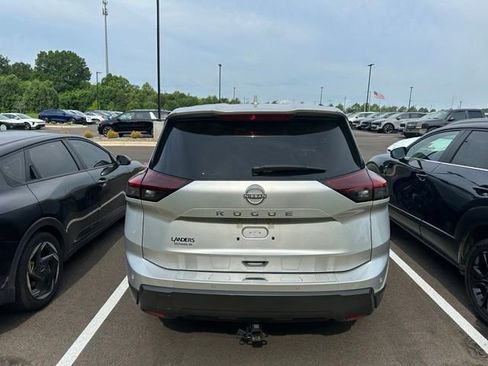 Used 2025 Nissan Rogue SV FWD image 5