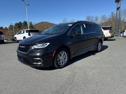 Used 2021 Chrysler Pacifica Touring-L