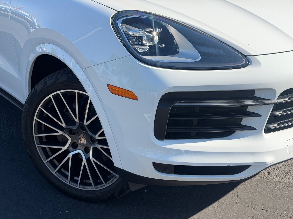 Used 2019 Porsche Cayenne AWD/4WD image 3
