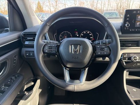 Certified 2025 Honda Pilot EX-L image 12