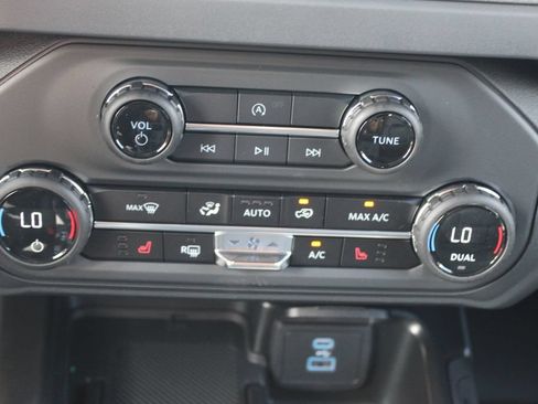 New 2025 Ford Bronco Big Bend AWD/4WD image 27