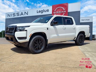 New 2026 Nissan Frontier SV w/ SV Convenience Package