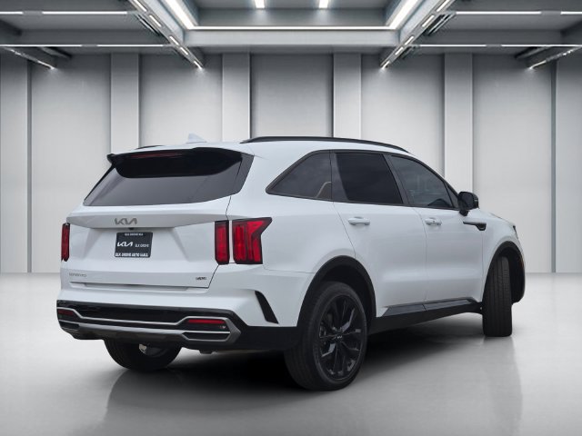 Certified 2023 Kia Sorento SX AWD/4WD image 4
