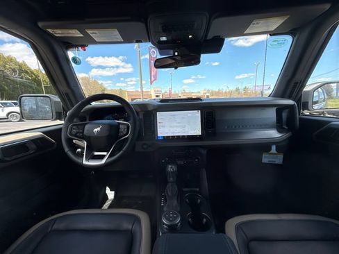 New 2025 Ford Bronco Big Bend w/ Black Diamond Package AWD/4WD image 20