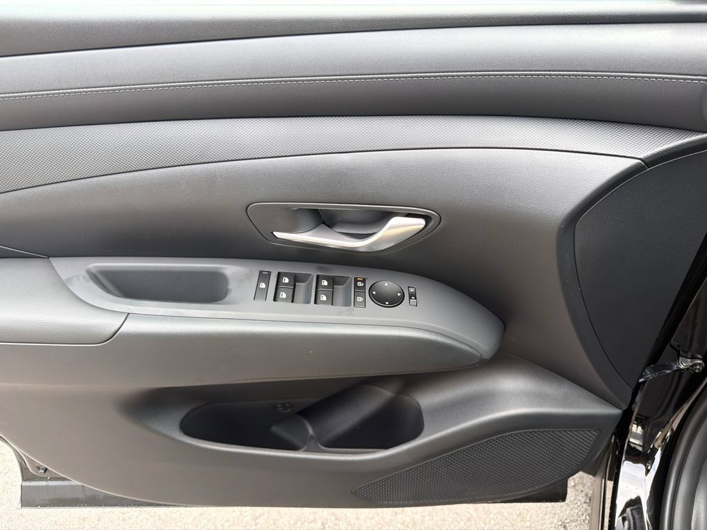 New 2026 Hyundai Tucson SEL Plus FWD image 11