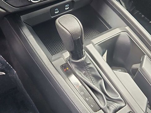 Certified 2025 Honda Accord LX image 22