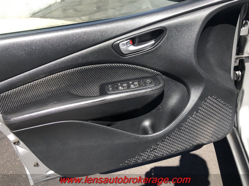 Used 2015 Dodge Dart SE w/ Convenience Group FWD image 9