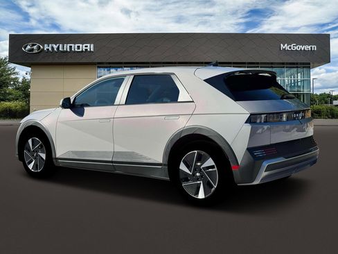 New 2026 Hyundai Ioniq 5 SEL image 4