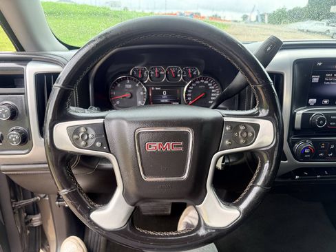 Used 2014 GMC Sierra 1500 SLT w/ SLT Crew Cab Value Package AWD/4WD image 17
