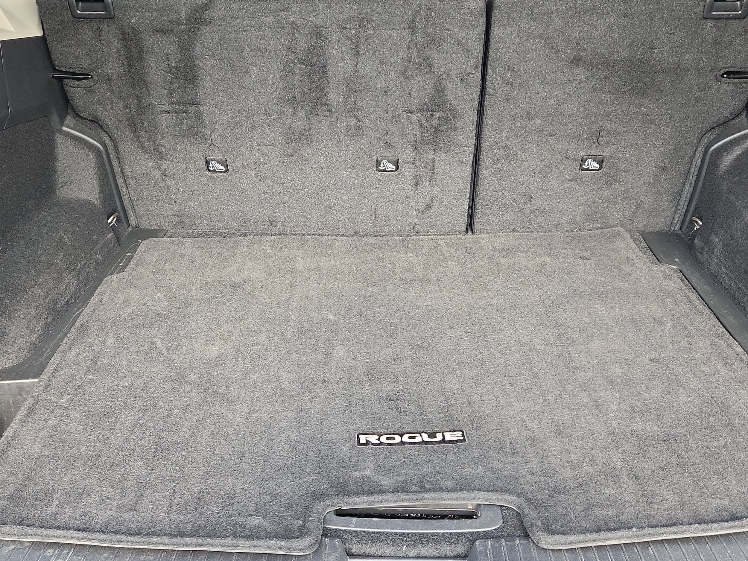 Used 2025 Nissan Rogue SV FWD image 24