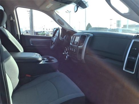 Used 2024 RAM 1500 Classic SLT image 21