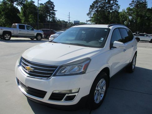Used 2014 Chevrolet Traverse LT image 6