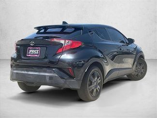 Used 2019 Toyota C-HR LE FWD video 2