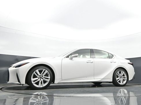 Used 2023 Lexus IS 300 w/ Comfort Package RWD image 24