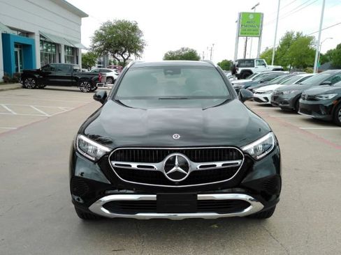 Used 2023 Mercedes-Benz GLC 300 4MATIC image 2