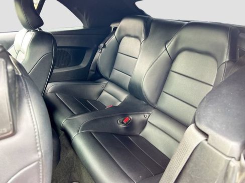 Used 2016 Ford Mustang GT Premium w/ Equipment Group 401A RWD image 32
