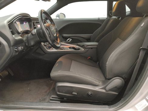 Used 2016 Dodge Challenger SXT w/ Blacktop Package image 17