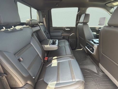 Used 2022 GMC Sierra 2500 Denali AWD/4WD image 13