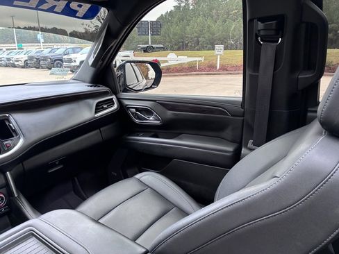 Certified 2024 Chevrolet Tahoe Z71 w/ Luxury Package image 23