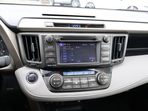Used 2013 Toyota RAV4 Limited FWD image 20
