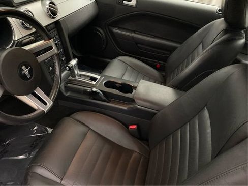 Used 2007 Ford Mustang GT Premium RWD image 10