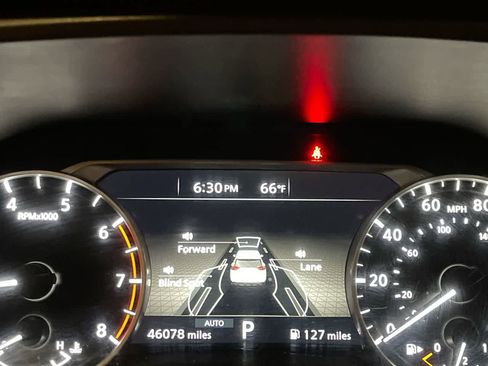 Used 2024 Nissan Rogue SV image 15