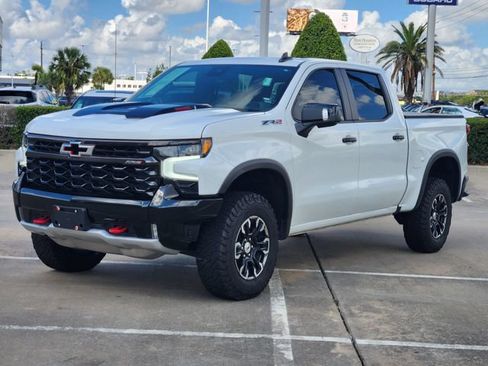 Used 2024 Chevrolet Silverado 1500 ZR2 w/ Technology Package AWD/4WD image 3