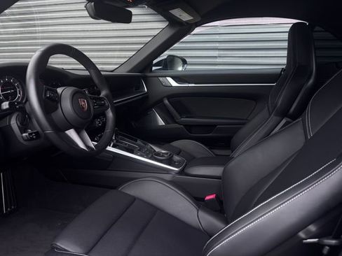 Used 2025 Porsche 911 Turbo S image 4