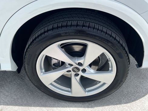 Certified 2025 Audi Q5 Premium Plus w/ Premium Plus AWD/4WD image 20