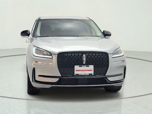 Used 2023 Lincoln Corsair FWD w/ Equipment Group 101A image 2