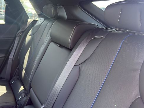 Used 2024 Cadillac Lyriq Luxury RWD image 34