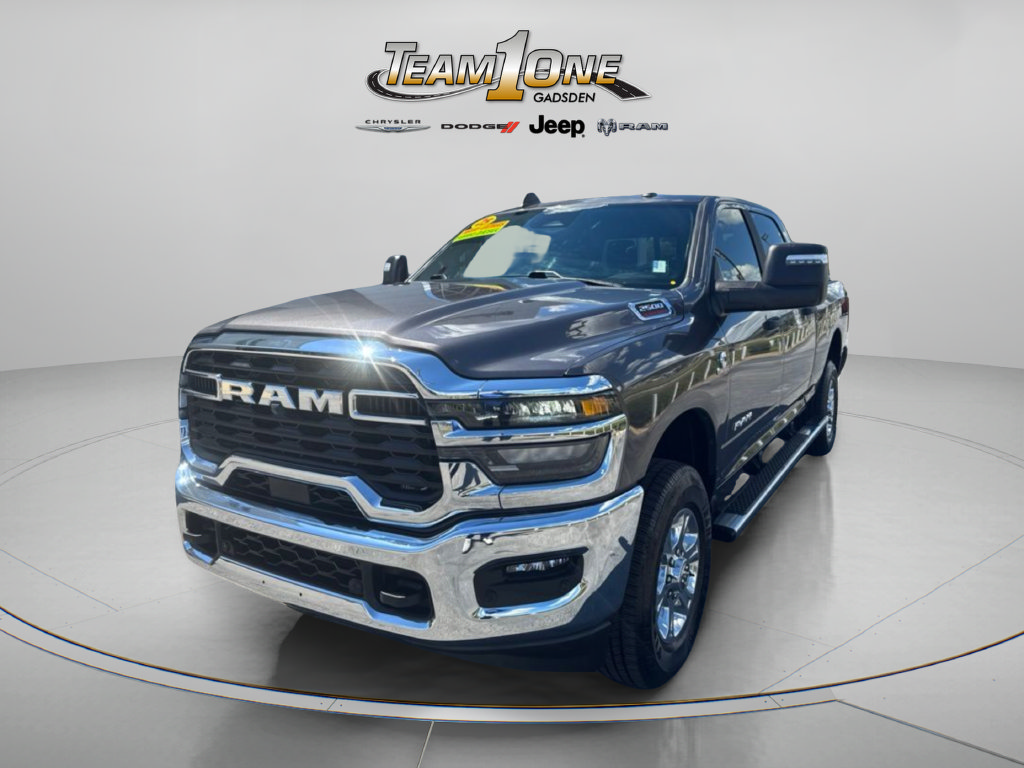 Used 2025 RAM 2500 Big Horn AWD/4WD image 4
