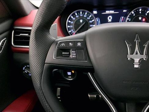 Used 2021 Maserati Ghibli S GranSport Q4 image 18