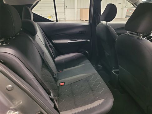 Used 2019 Nissan Kicks S FWD image 32