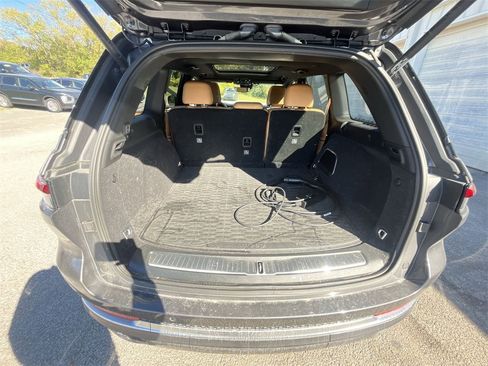 Used 2023 Jeep Grand Cherokee Summit w/ MOPAR Finishing Package image 24