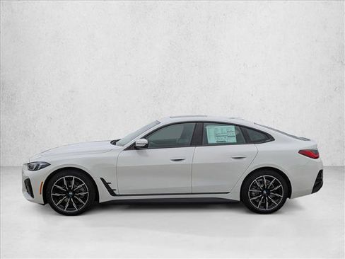 New 2026 BMW i4 eDrive40 w/ M Sport Package RWD image 5