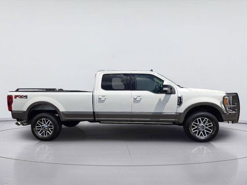 Used 2019 Ford F350 Lariat w/ Lariat Ultimate Package AWD/4WD image 4