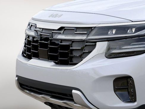 New 2026 Kia Seltos SX image 12