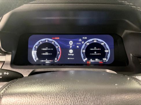 Certified 2025 Toyota Tacoma TRD Off-Road image 24