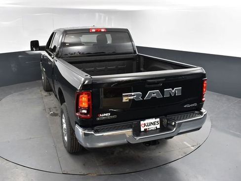 New 2025 RAM 2500 Big Horn AWD/4WD image 39