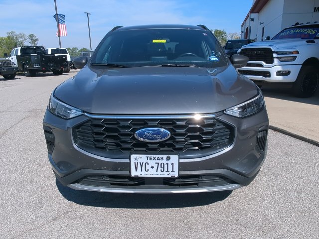 Used 2025 Ford Escape ST-Line FWD image 4