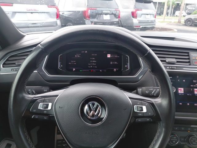 Used 2019 Volkswagen Tiguan SEL Premium R-Line FWD image 32