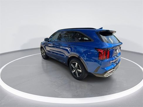 Used 2023 Kia Sorento EX image 6